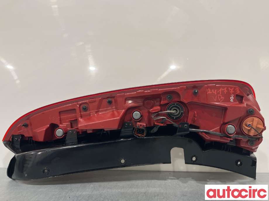 Baklykt venstre til Kia e-Soul 2019-->> (Type III)  (KIA|92401K0100|)