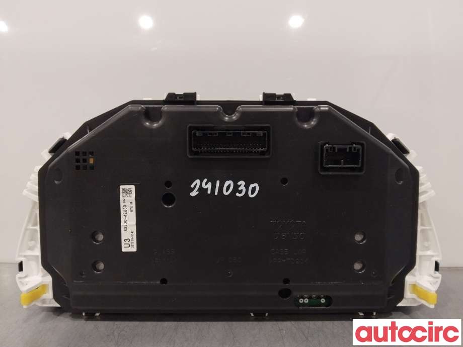 Instrumentpanel til Toyota RAV4 2016-2019 (Type IV, Fase 2)  (TOYOTA|8380042U30)