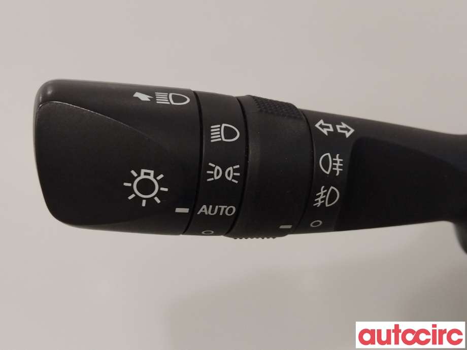 Bryter blink til Toyota RAV4 2016-2019 (Type IV, Fase 2)  (TOYOTA|8414033250|)