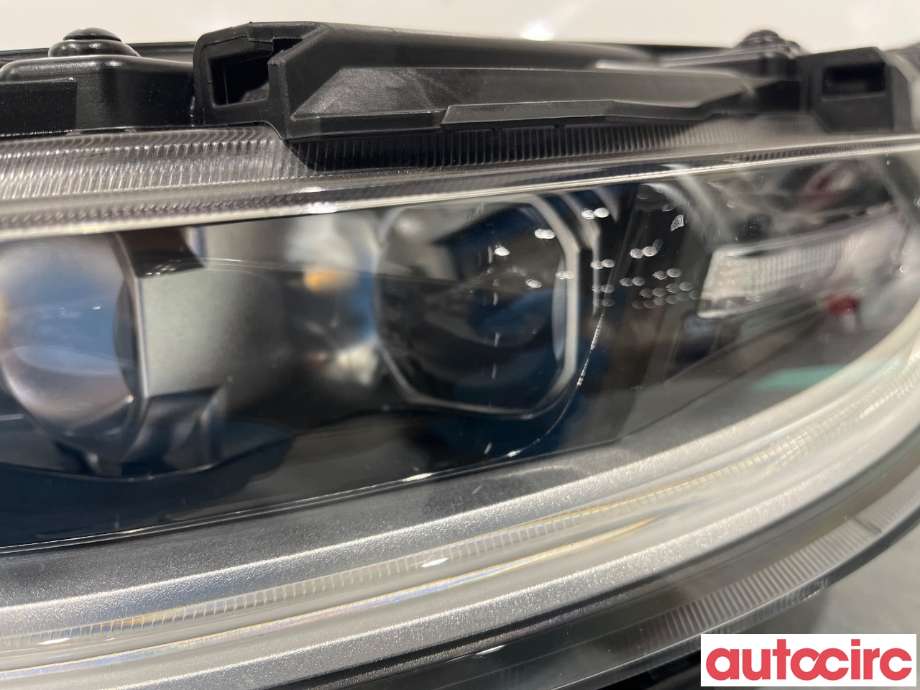 Frontlykt venstre halogen til Kia e-Soul 2019-->> (Type III)  (KIA|92101J2020|)