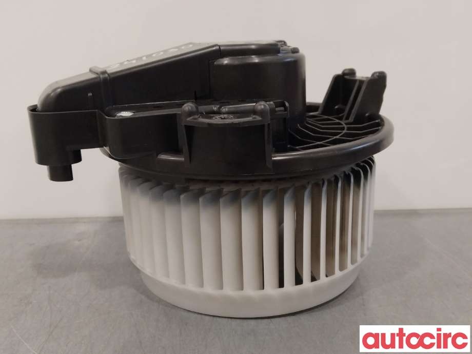 Varmeapparat motor til Toyota RAV4 2016-2019 (Type IV, Fase 2)  (TOYOTA|8710342101|)