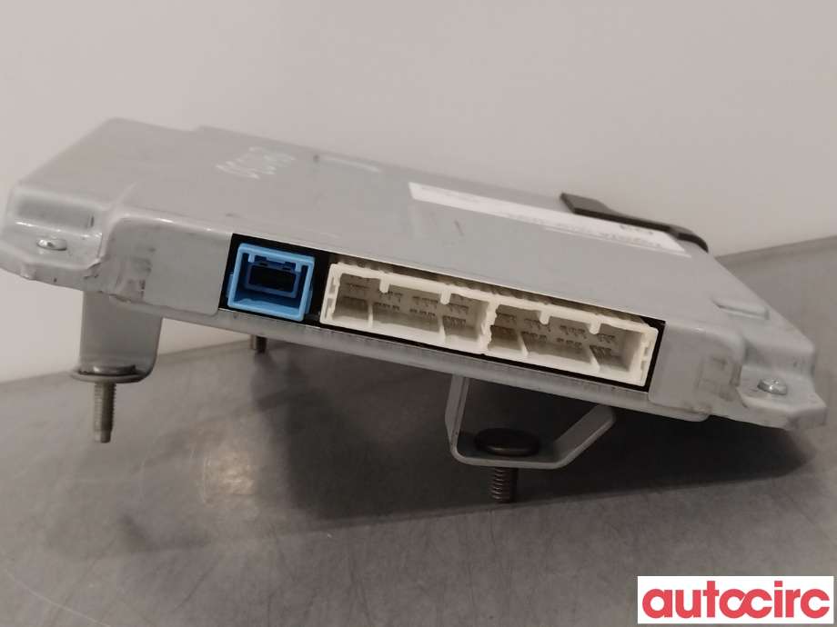 Styreenhet parkering til Toyota RAV4 2016-2019 (Type IV, Fase 2)  (TOYOTA|8679242021|8679242020)