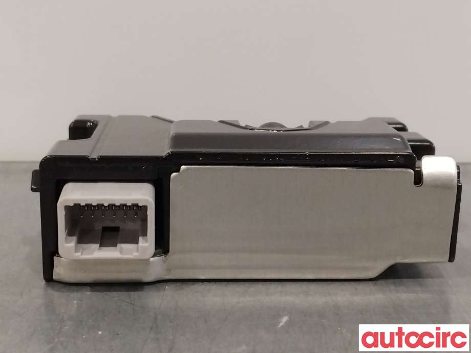 Kamera til Toyota RAV4 2016-2019 (Type IV, Fase 2)  (TOYOTA|8646C42021||8646C-42021)