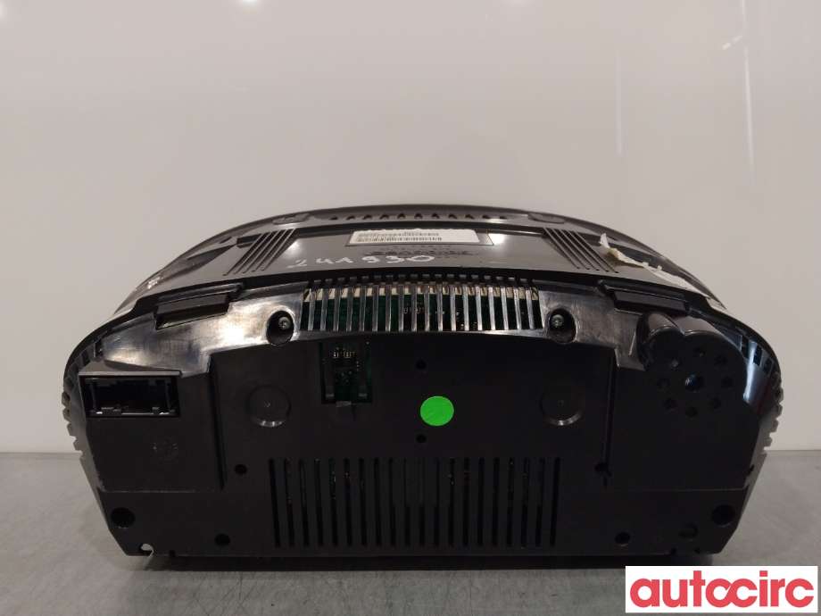 Instrumentpanel til BMW X5 2007-2013 (E70) (E70) (BMW|62109236818|62119170269)