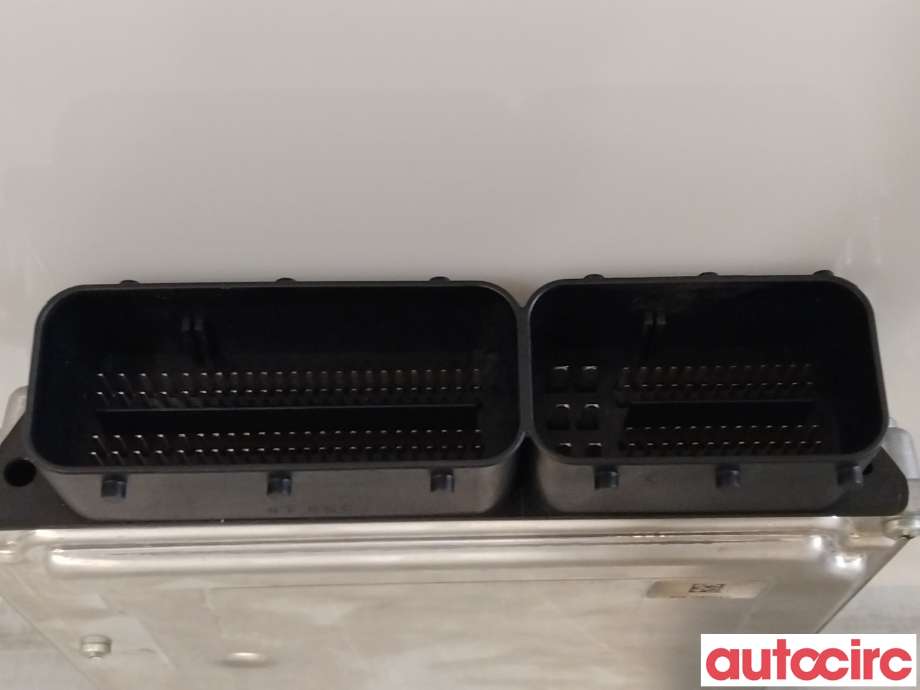 Styreenhet motor til BMW X5 2007-2013 (E70) (E70) (BMW|13617810950|7809944)