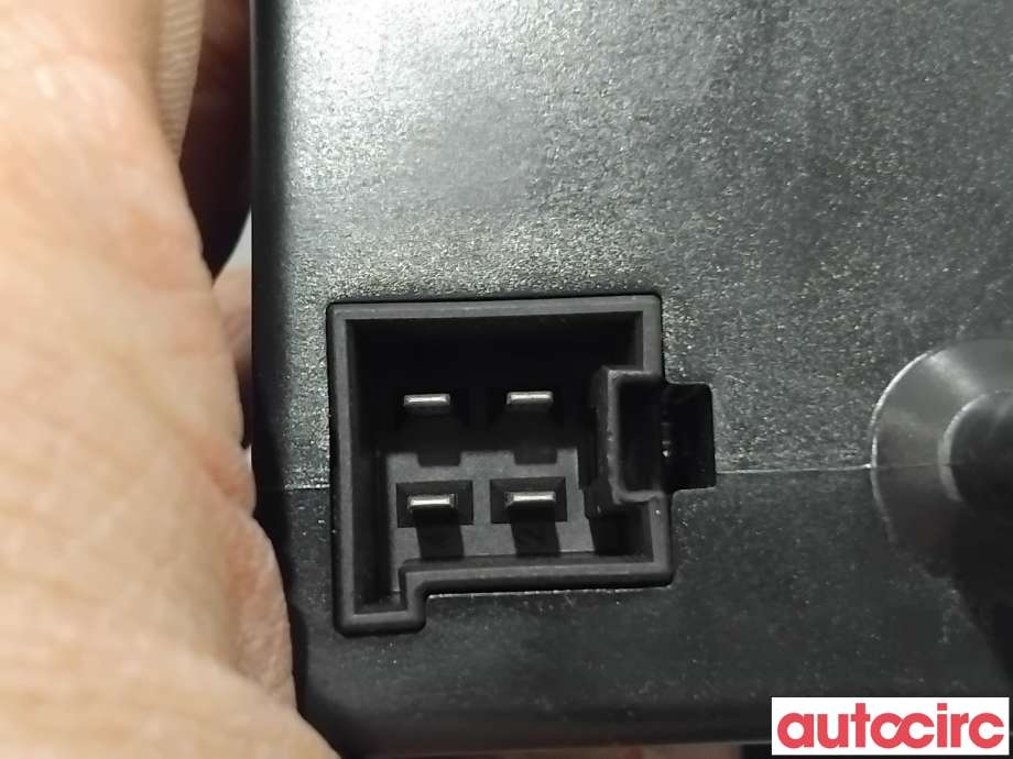 Sentrallås pumpe til Mercedes ML 2005-2011 (W164) (W164) (MERCEDES|A0008002548||0008002548)