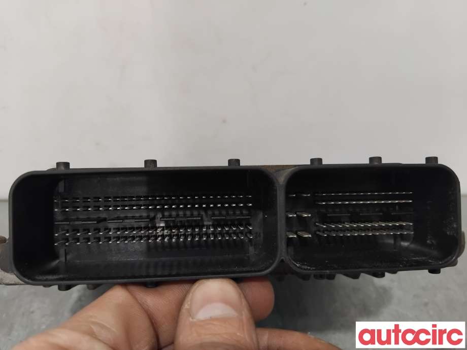 Styreenhet motor til Mercedes ML 2005-2011 (W164) (W164) (MERCEDES|A1569000900|0261209110|A1561500979)