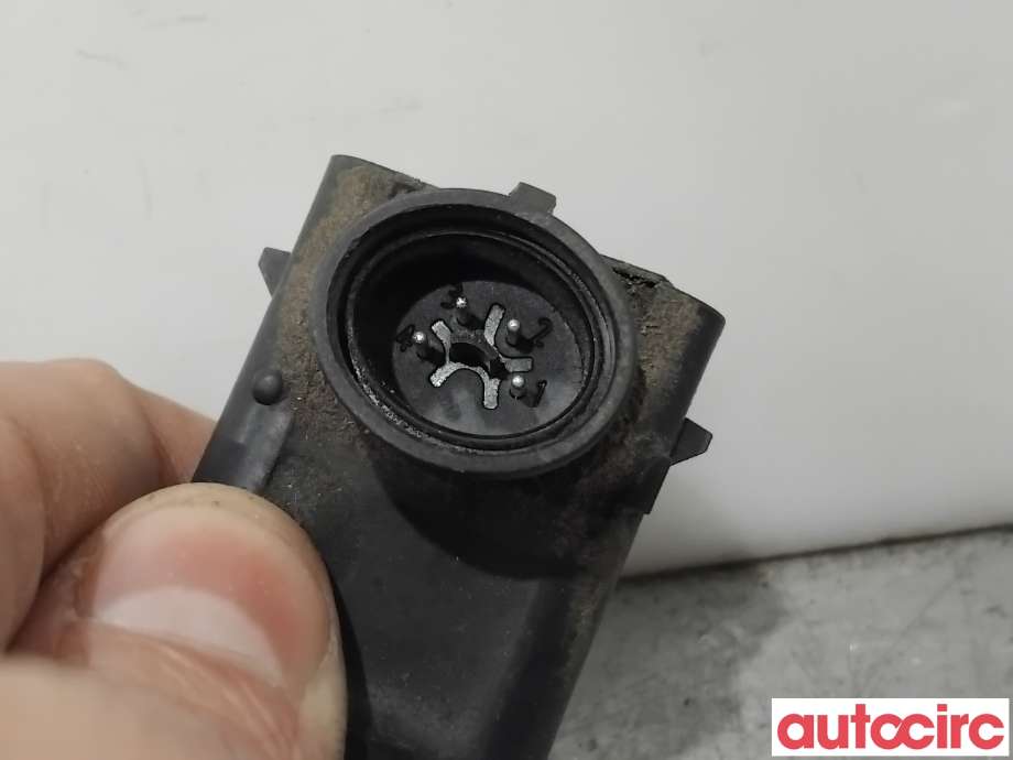 Parkeringssensor bak til Mercedes ML 2005-2011 (W164) (W164) (MERCEDES|A0045428718|0263003305|0015427418)
