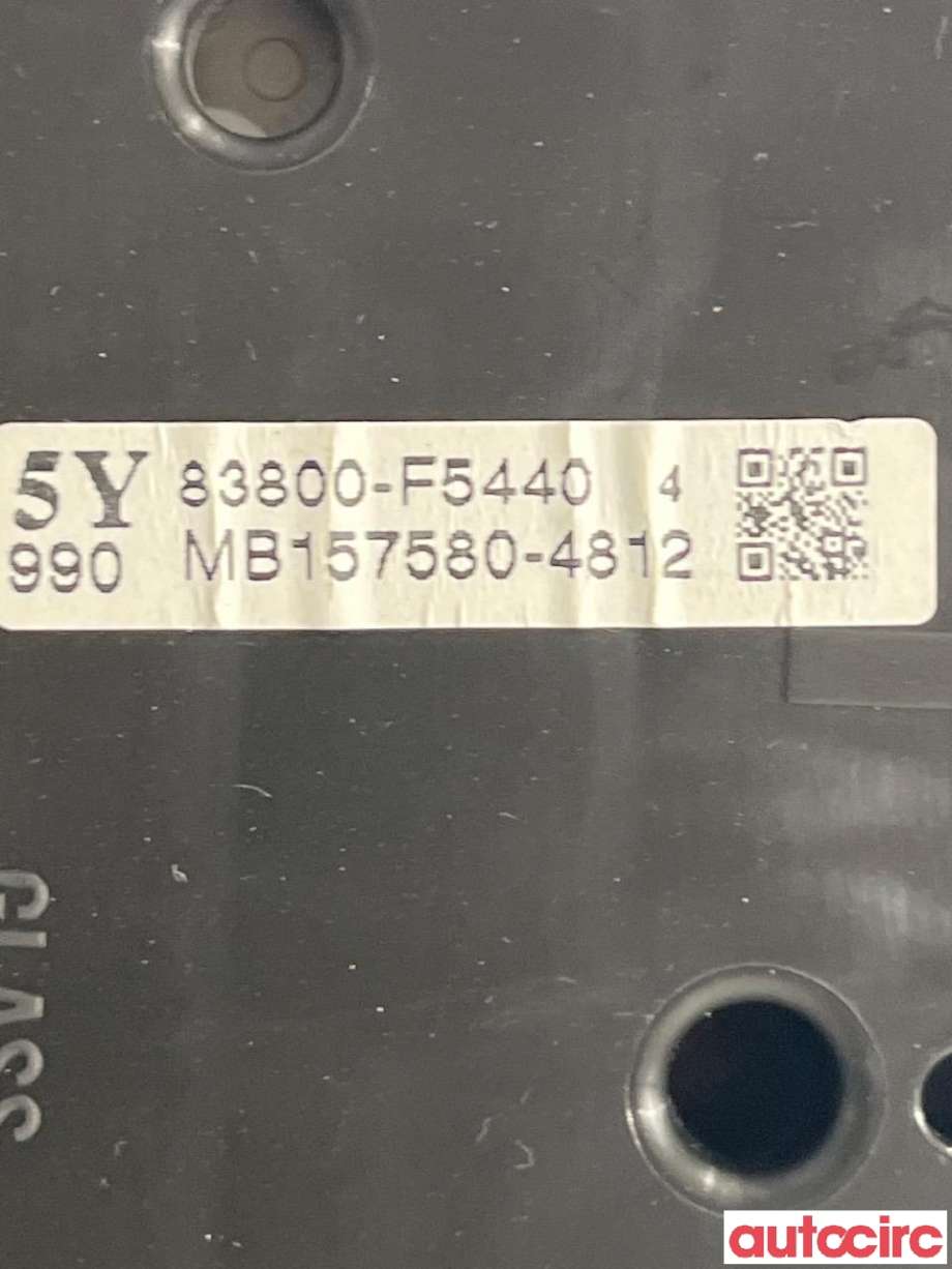 Instrumentpanel til Toyota Yaris 2014-2020 (Type III, Fase 2)  (TOYOTA|83800F5441)