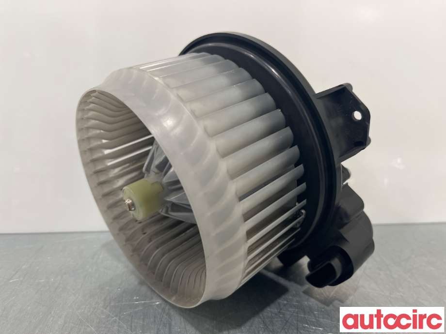 Varmeapparat motor til Toyota Yaris 2014-2020 (Type III, Fase 2)  (TOYOTA|871030D220)