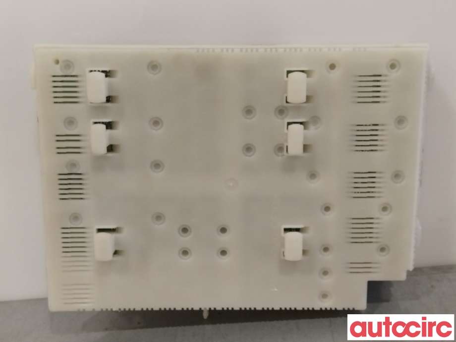 Sikringsboks til Volvo XC60 2014-2017 (Type I, Fase 2)  (VOLVO|31327994|31327995)
