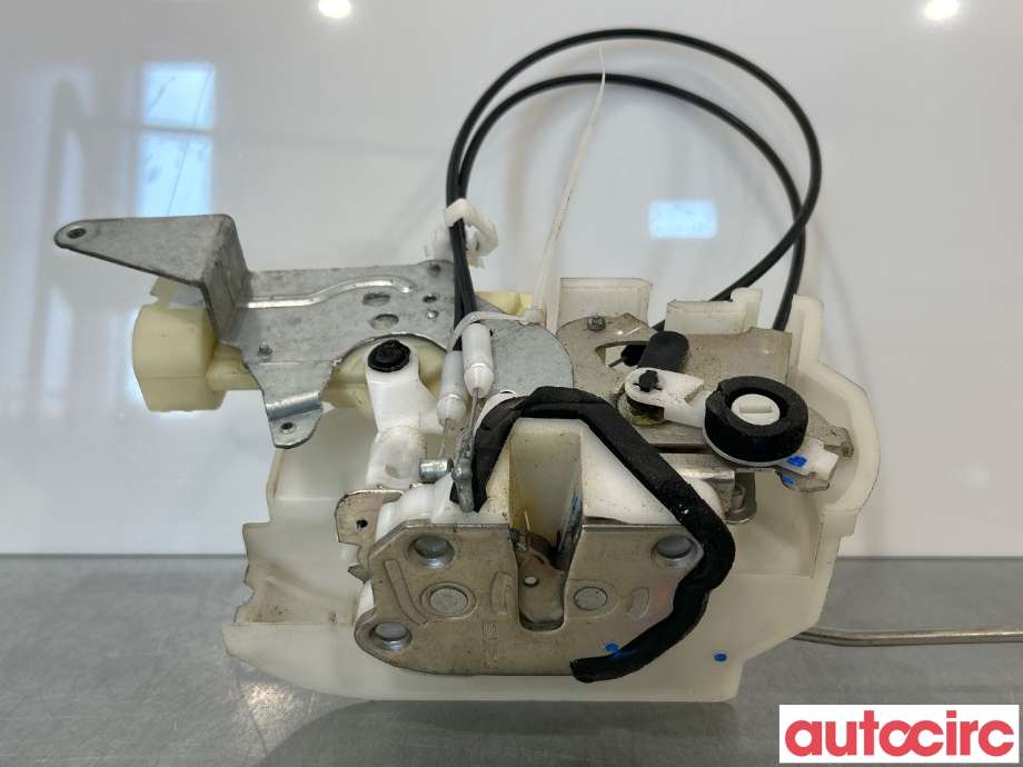 Låsekasse høyre bak til Isuzu D-Max 2017-2020 (Type II, Fase 2)  (ISUZU|8982317781|)