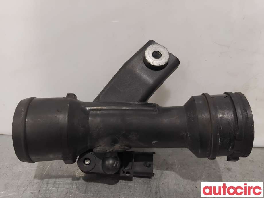Turbo rør til Nissan Qashqai 2007-2010 (Type I, Fase 1)  (NISSAN|14460JD51B|0281002566|8200168253)
