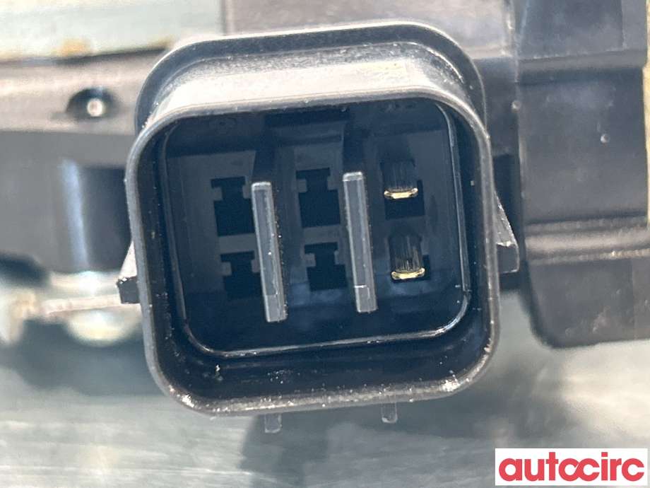Ruteheis høyre bak til Isuzu D-Max 2017-2020 (Type II, Fase 2) (ISUZU|8981670890|)