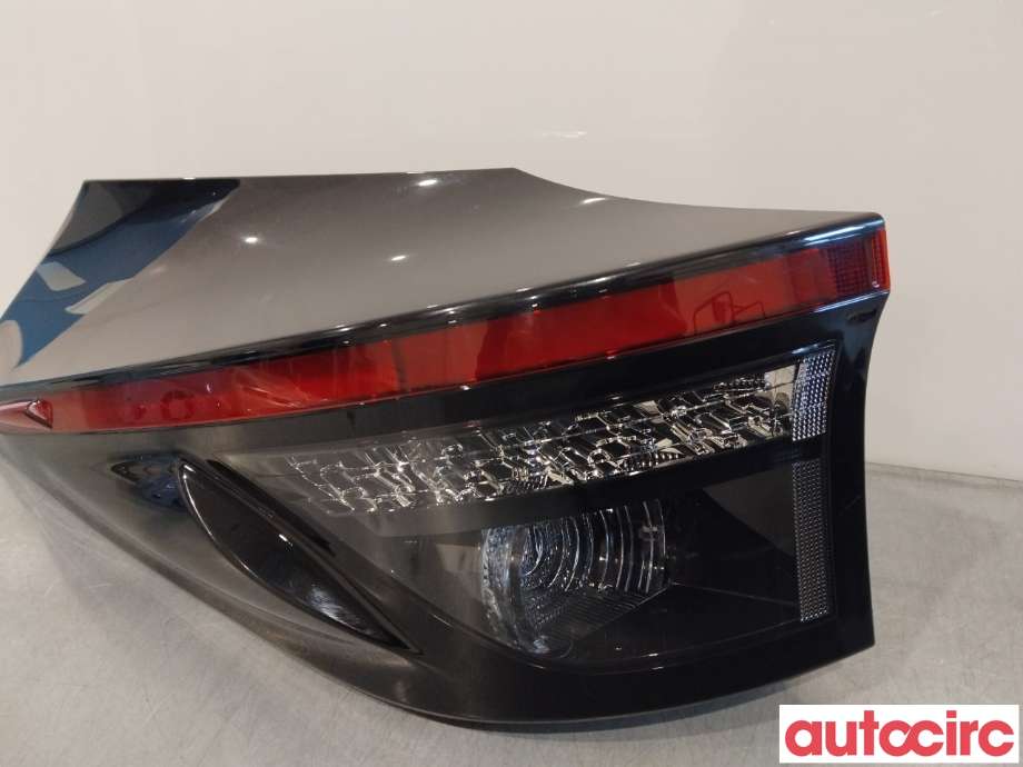 Baklykt venstre til Toyota Yaris Cross (SUV) 2021-->>  (TOYOTA|815600DE20|)