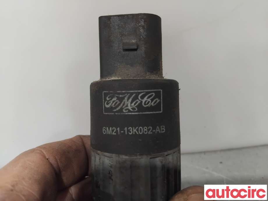 Spylerpumpe til Ford Mondeo 2014-2019 (Type V, Fase 1)  (FORD|1673739||6M21-13K082-AB)