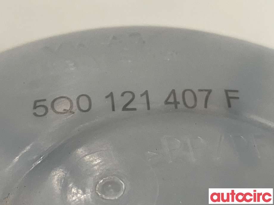 Ekspansjonstank til VW e-Golf 2014-2017 (Fase 1)  (VOLKSWAGEN|5Q0121407AA|5Q0121407F)