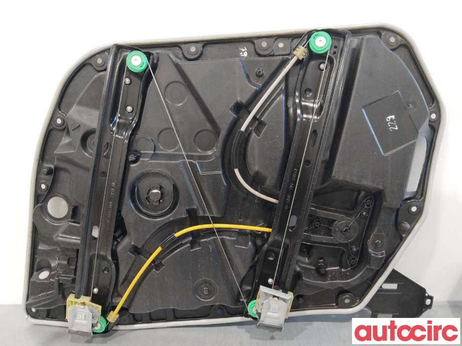 Ruteheis til Mercedes GLC 2015-2022 (X253) (X253) (MERCEDES|A2537206303)