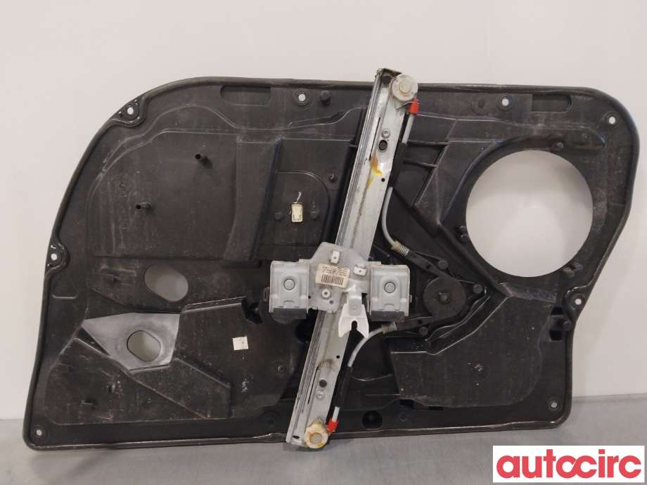 Ruteheis til Ford Fiesta 2013-2017 (Type VI, Fase 2)  (FORD|1837995|)