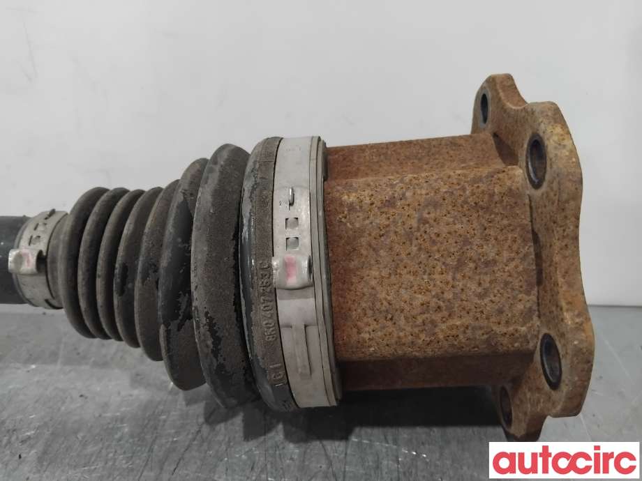 Drivaksel venstre foran til Audi Q5 2012-2017 (Type I, Fase 2)  (AUDI|8R0407271CX|A1C|8R0407271C)