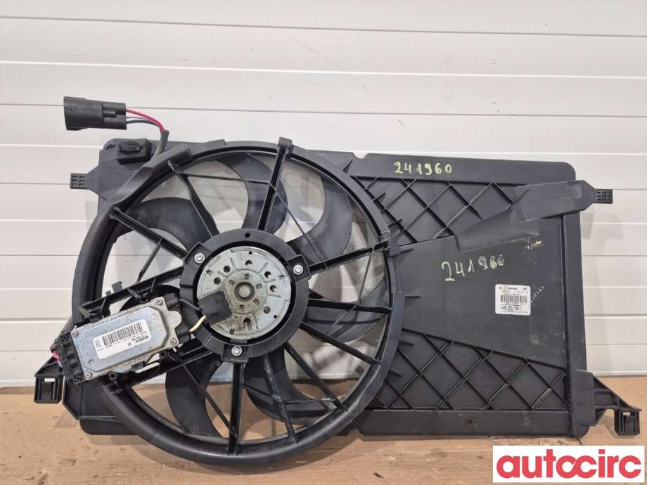 Kjølevifte til Ford Focus 2008-2010 (Type II, Fase 2)  (FORD|1530980||3M5H-8C607-RJ)