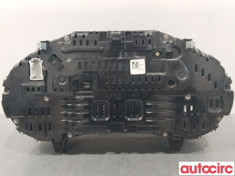Instrumentpanel til Mercedes C-Klasse 2014-2018 (Fase 1) (W205) (W205) (MERCEDES|A2059002030|A2059006627)