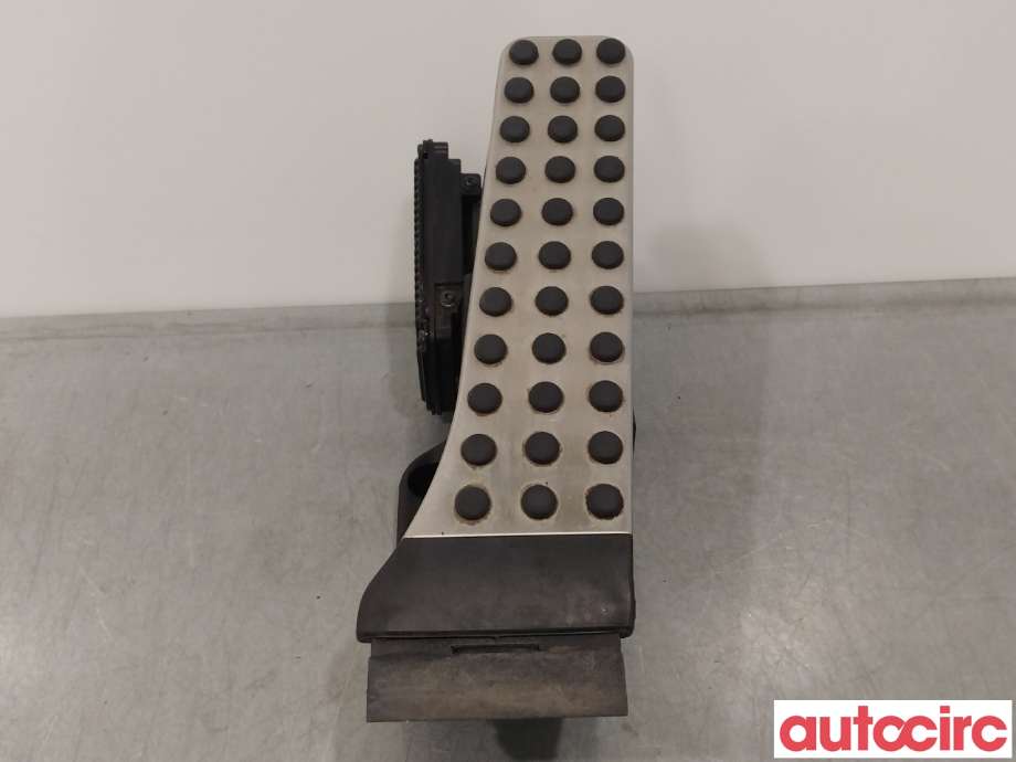 Pedal gass til Mercedes C-Klasse 2014-2018 (Fase 1) (W205) (W205) (MERCEDES|A2223003500|A2223002900)