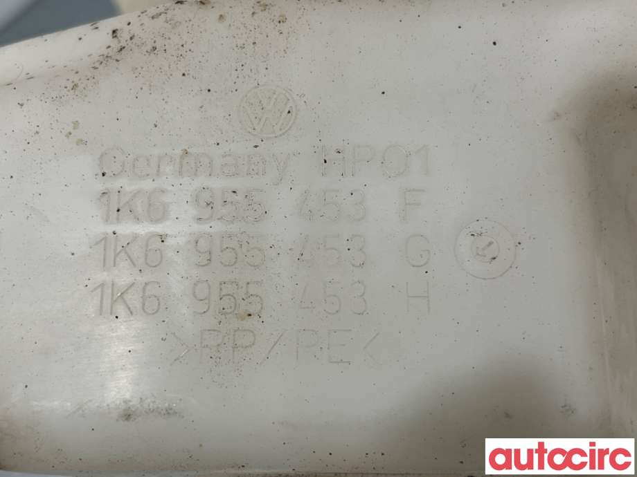 Spylertank til VW Golf VI 2008-2012  (VOLKSWAGEN|1K6955453H|)