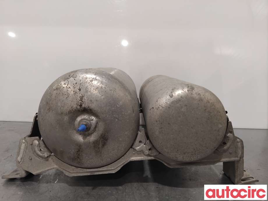Diverse deler til Mercedes ML 2005-2011 (W164) (W164) (MERCEDES|A1643200115|)