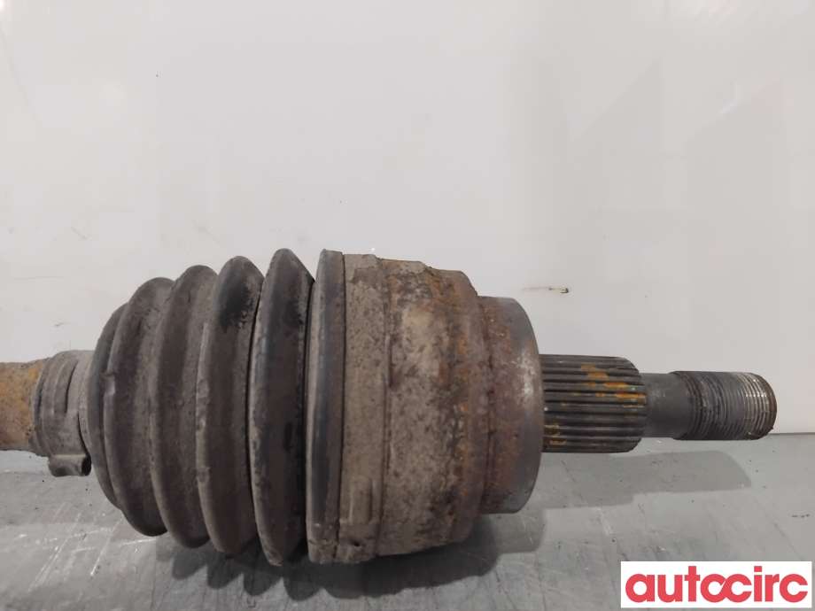 Drivaksel høyre bak til Mercedes ML 2005-2011 (W164) (W164) (MERCEDES|A1643501510|)
