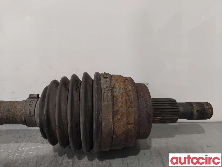 Drivaksel venstre bak til Mercedes ML 2005-2011 (W164) (W164) (MERCEDES|A1643501510|)