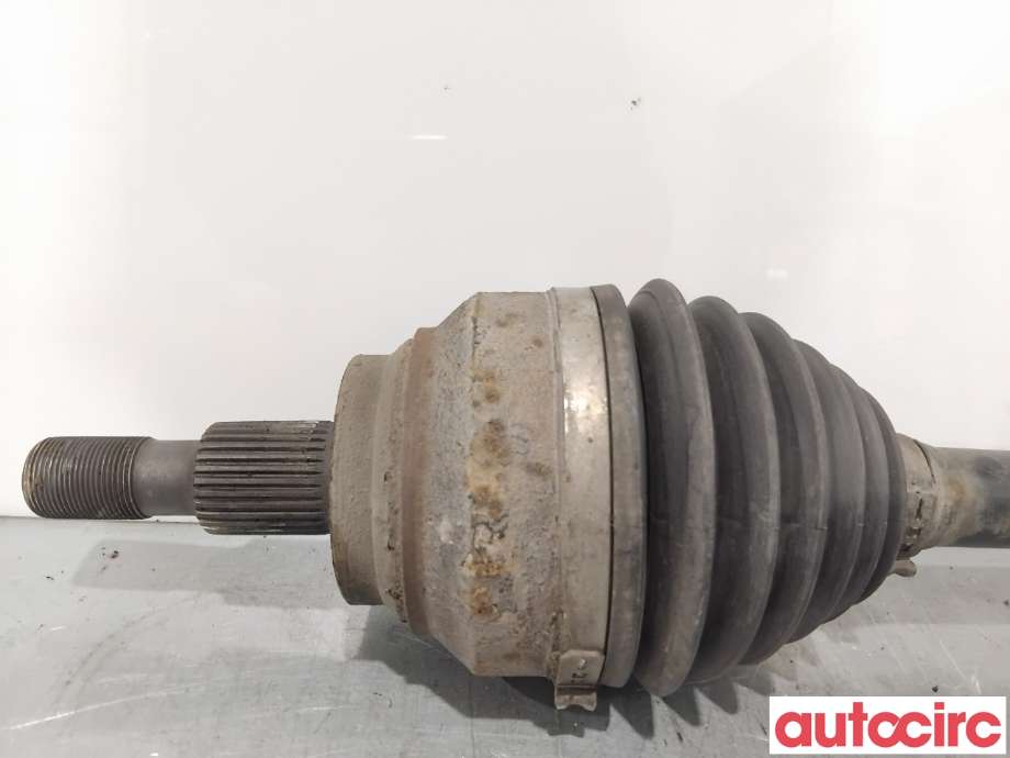 Drivaksel høyre foran til Mercedes ML 2005-2011 (W164) (W164) (MERCEDES|A1643301901||A1643302801)