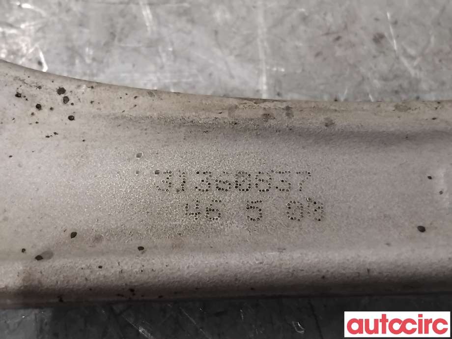Bærebru høyre foran øvre til Volvo V90 / V90 CC / S90 2016-->>  (VOLVO|32395245||31360837)