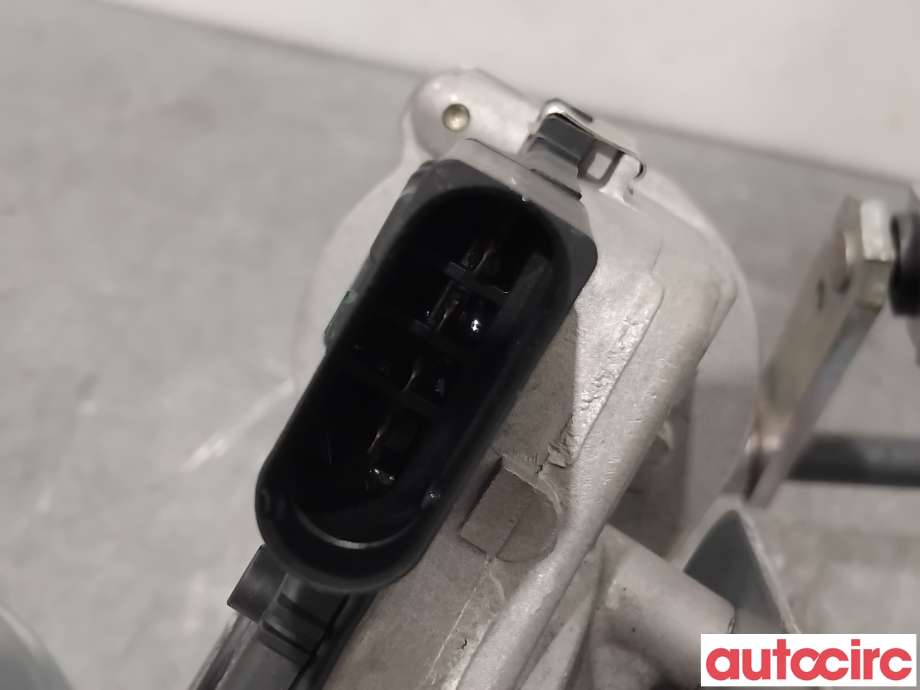 Viskermotor frontrute til BMW X1 2022-->> (U11) (U11) (BMW|61619478831|0390243671|9478831)