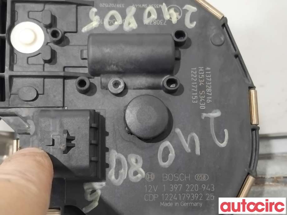 Viskermotor frontrute til BMW 5-Serie 2010-2017 (F10/F11) (F10/F11) (BMW|61617306266|1397220943|7306266)