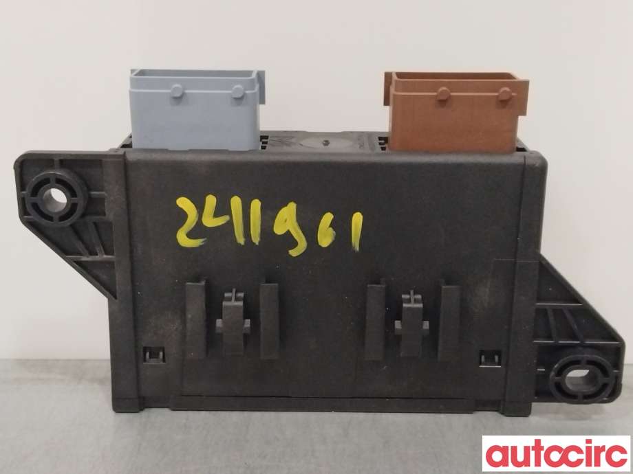 Styreenhet hengerfeste til Peugeot 2008 2013-2019 (Type I)  (PEUGEOT|9665524180)