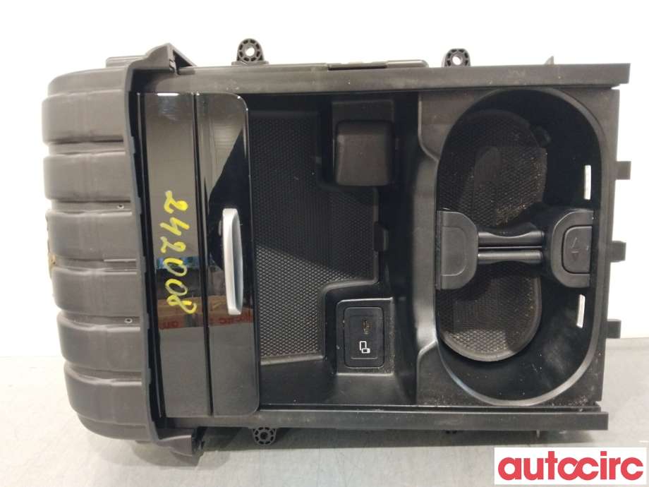 Dashbord koppholder til Mercedes B-Klasse 2019-->> (W247) (W247) (MERCEDES|A1776805701)
