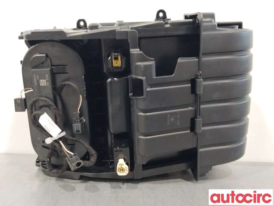 Dashbord koppholder til Mercedes B-Klasse 2019-->> (W247) (W247) (MERCEDES|A1776805701)