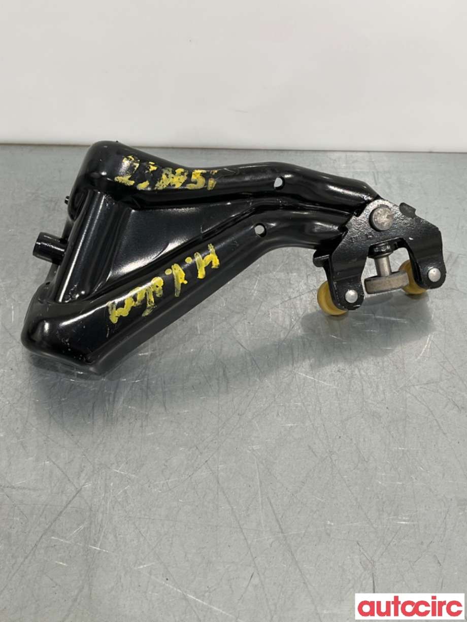 Hengsler til Toyota Proace 2013-2016 (Type I)  (TOYOTA|SU001A2379|)