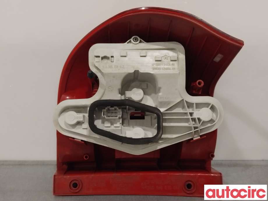 Baklykt høyre til Škoda Yeti 2009-2013 (Fase 1)  (SKODA|5L0945112)