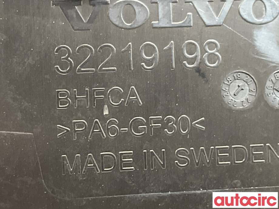 Diverse deler til Volvo V60 / V60 CC 2018-->> (Type II)  (VOLVO|32219198)