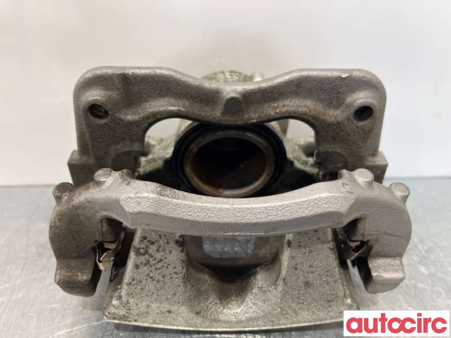 Bremsecaliper høyre foran til BMW X1 2022-->> (U11) (U11) (BMW|34108837098)
