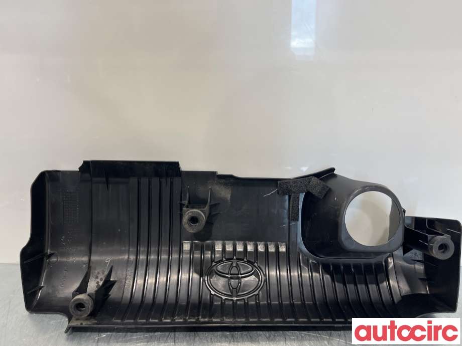 Motordeksel over motor til Toyota Yaris 2014-2020 (Type III, Fase 2)  (TOYOTA|1121221090|1121221080)