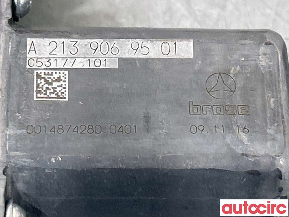 Ruteheis høyre foran til Mercedes C-Klasse 2014-2018 (Fase 1) (W205) (W205) (MERCEDES|A2139069501|)