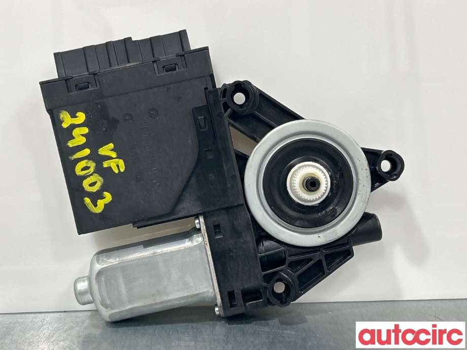 Ruteheis venstre foran til Volvo V60 / V60 CC 2018-->> (Type II)  (VOLVO|31349756|966268-103)