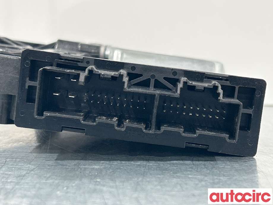 Ruteheis høyre foran til Volvo V60 / V60 CC 2018-->> (Type II)  (VOLVO|31349757|966269-103)