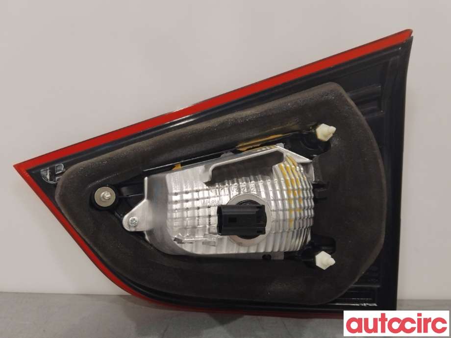 Baklykt venstre indre til Suzuki SX4 S-CROSS 2013-->> (Type II)  (SUZUKI|36274-64R00|)