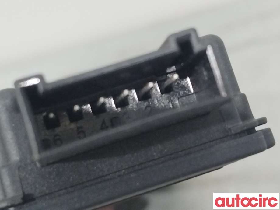 Antenne forsterker til BMW X1 2022-->> (U11) (U11) (BMW|61355B4E028|5A707E0)