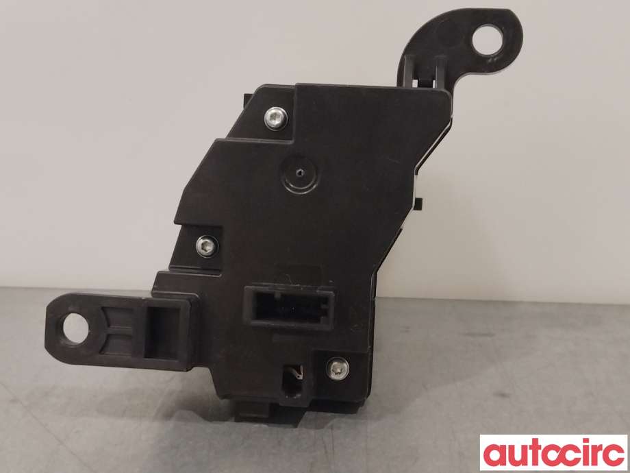 Bryter rutevarme til BMW X1 2022-->> (U11) (U11) (BMW|61315A500B1|5A500B1)