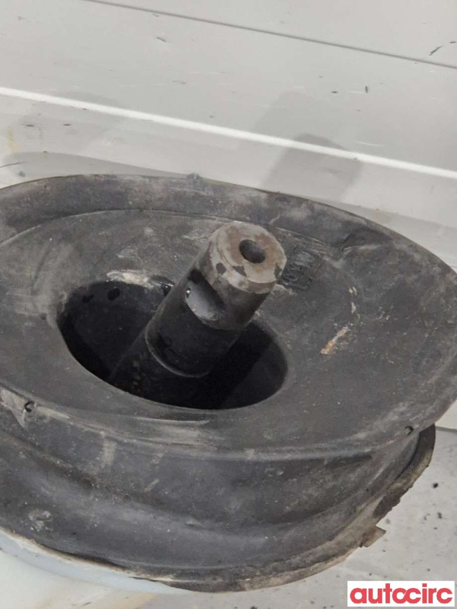 Tannstang til Ford Fiesta 2008-2012 (Type VI, Fase 1)  (FORD|2019944||8V51-3200-CL)